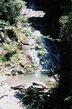 Cascades riu Certascan